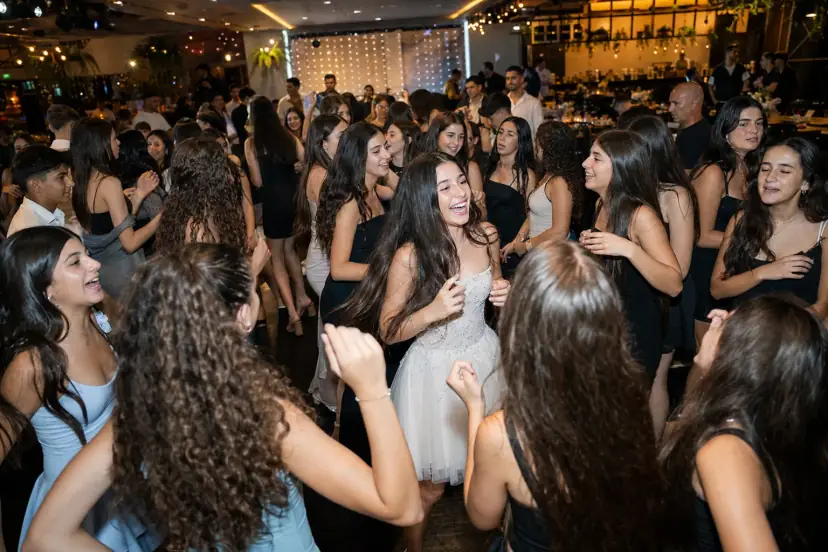5 דברים שהורים מצטערים עליהם אחרי הבת מצווה